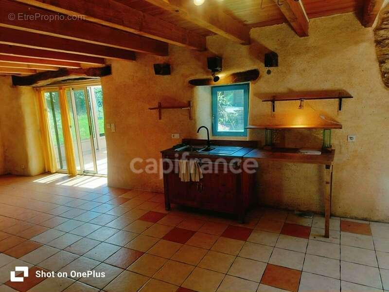 Maison en pierre – 2 500 m² de terrain – Calme absolu et nature - photo 11