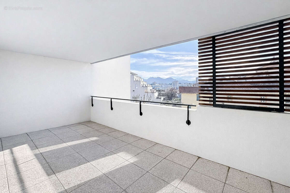 Appartement à MARSEILLE-10E