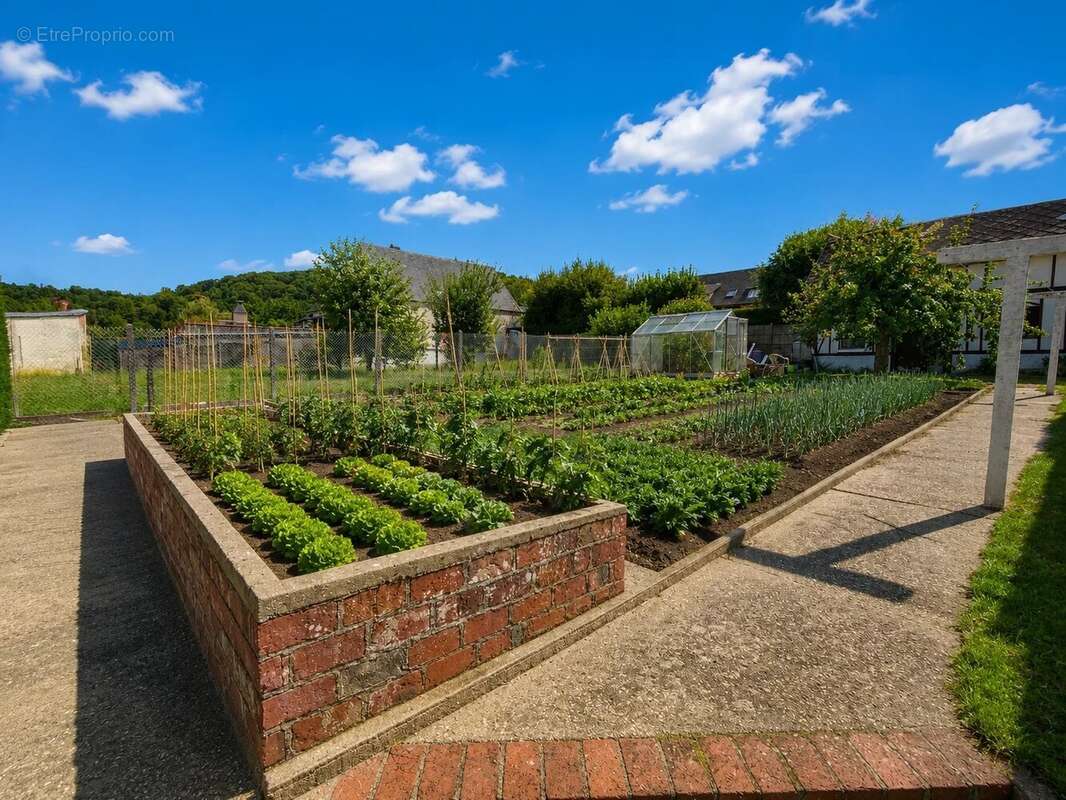  À Vendre – Maison énorme potentiel - photo 24