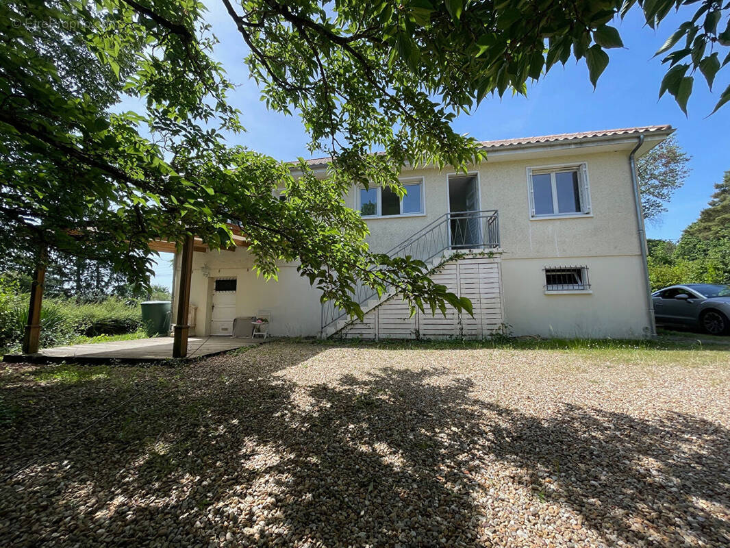 Maison à BUXEROLLES