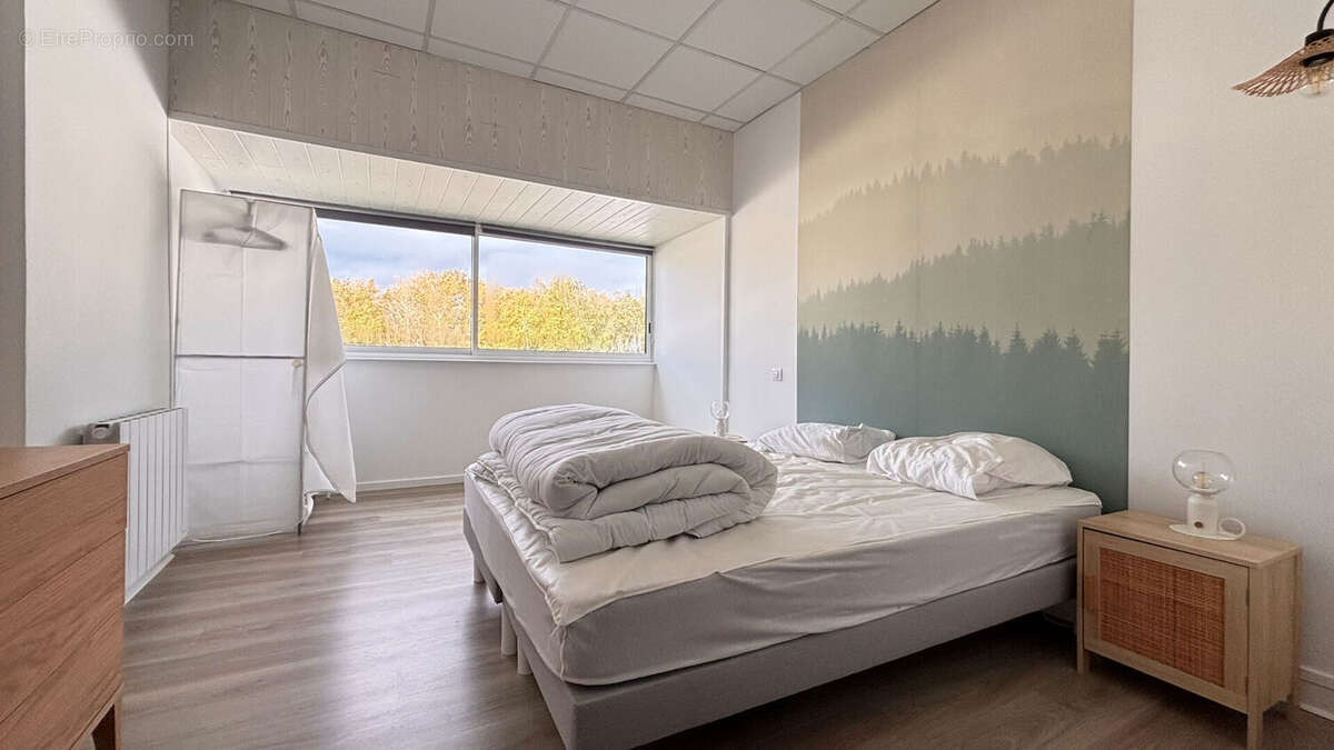 Appartement à COMBRIT