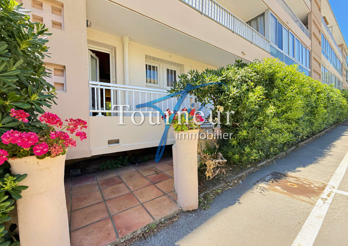 Appartement à SIX-FOURS-LES-PLAGES