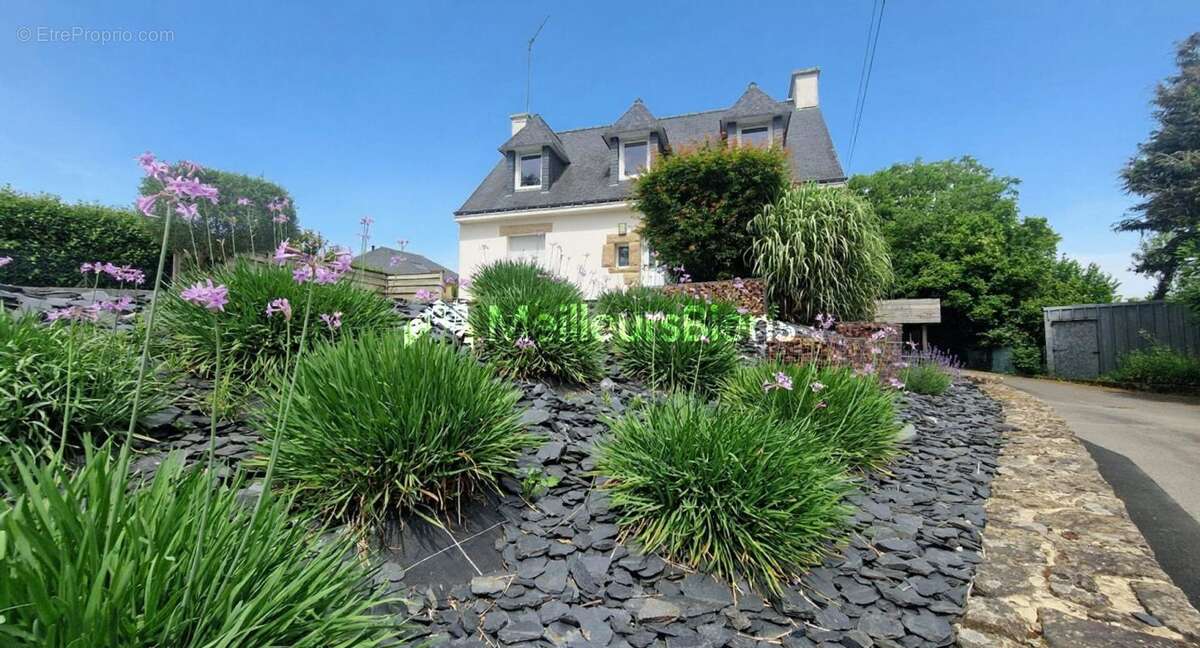 Maison à PLUMELIN