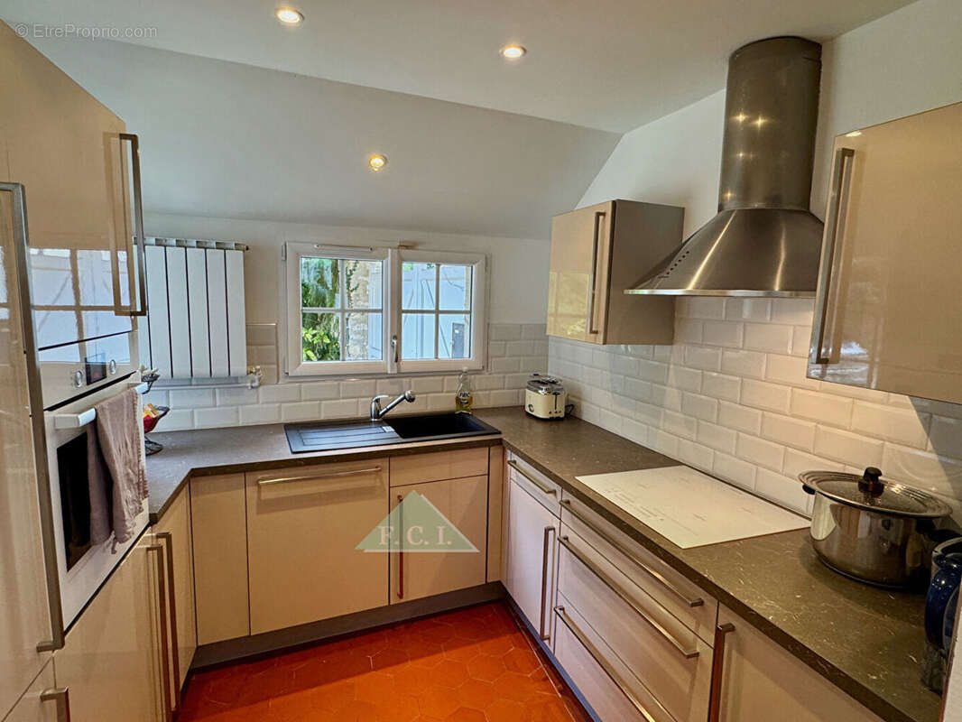 Maison à JUMEAUVILLE