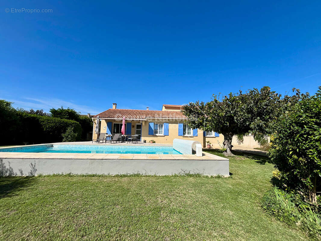 Maison à CHATEAURENARD