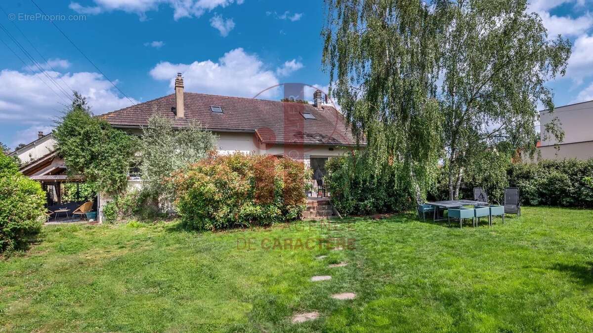 Maison à BOURRON-MARLOTTE