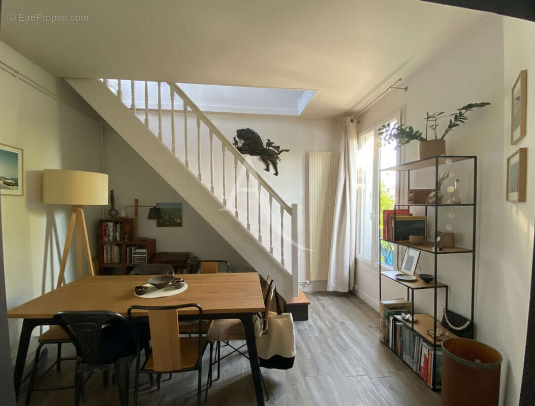 Appartement à LE PERREUX-SUR-MARNE