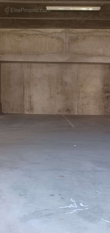 Place de Parking GEX - photo 2