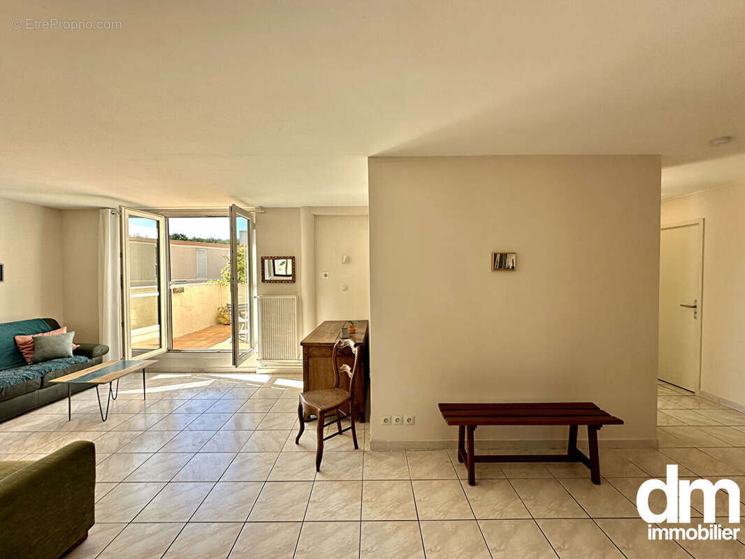 Appartement Martigues 5 pièce(s) 94.37 m2 - photo 3