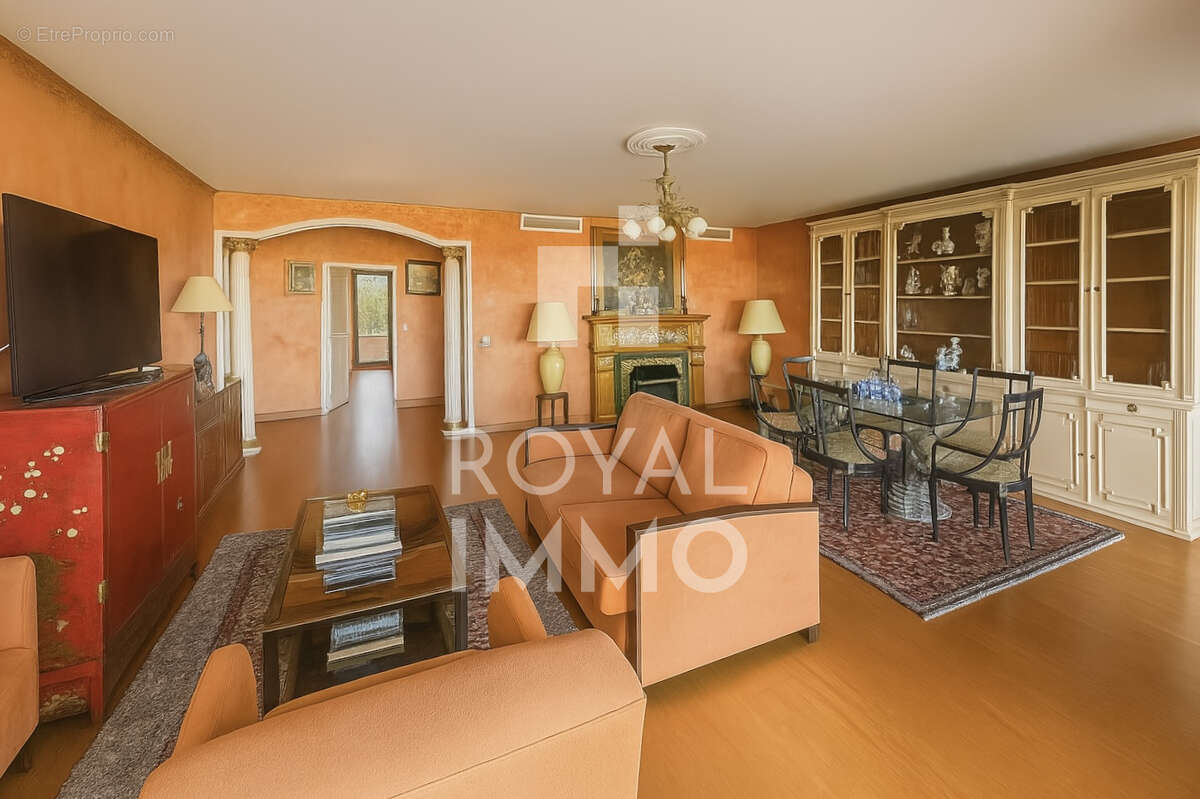 Appartement à MARSEILLE-8E