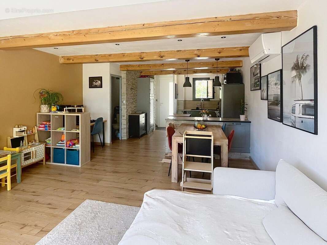 Photo 2 - Maison à COGOLIN