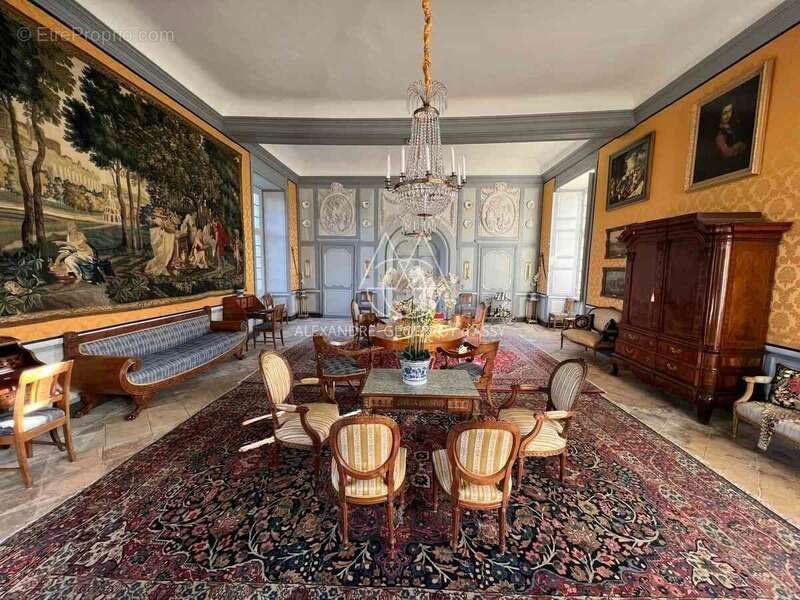 Maison à CHATEAU-GONTIER