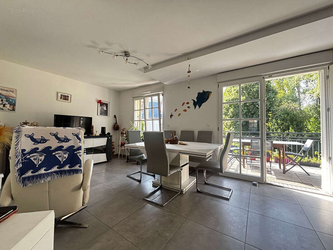 ROSHEIM - Appartement 4 pièces 81m² + terrasse sud - photo 5