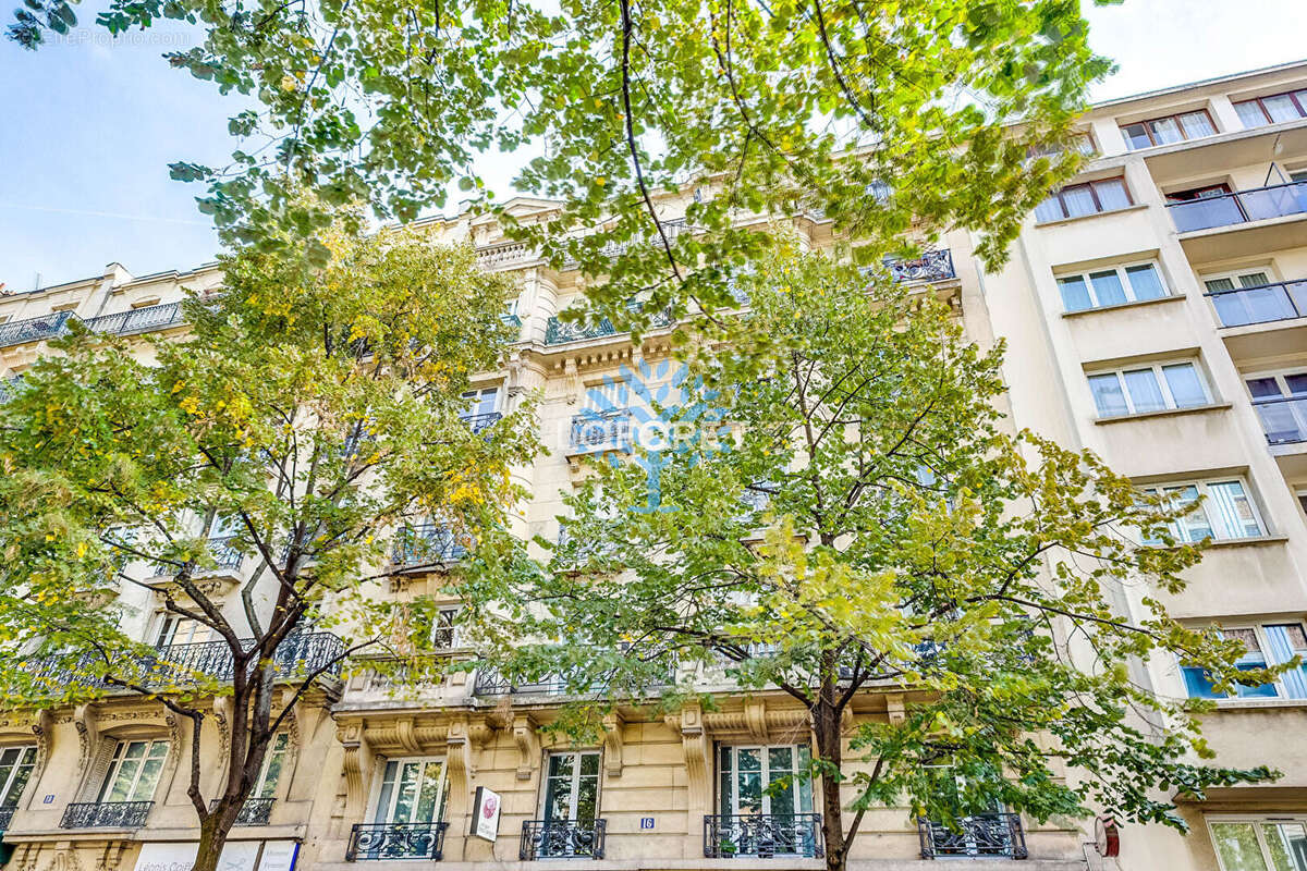 Appartement à PARIS-12E