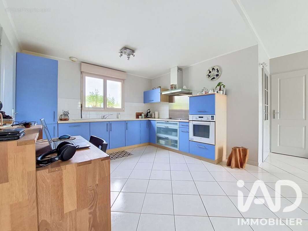 Photo 5