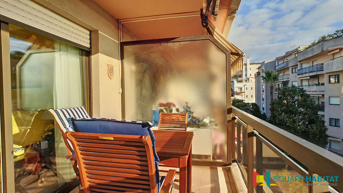 Appartement à MANDELIEU-LA-NAPOULE