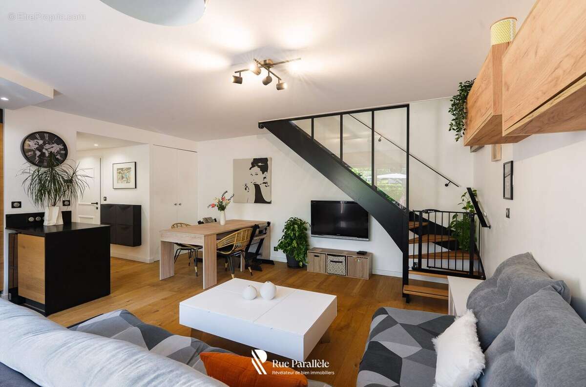 Appartement à QUINTAL