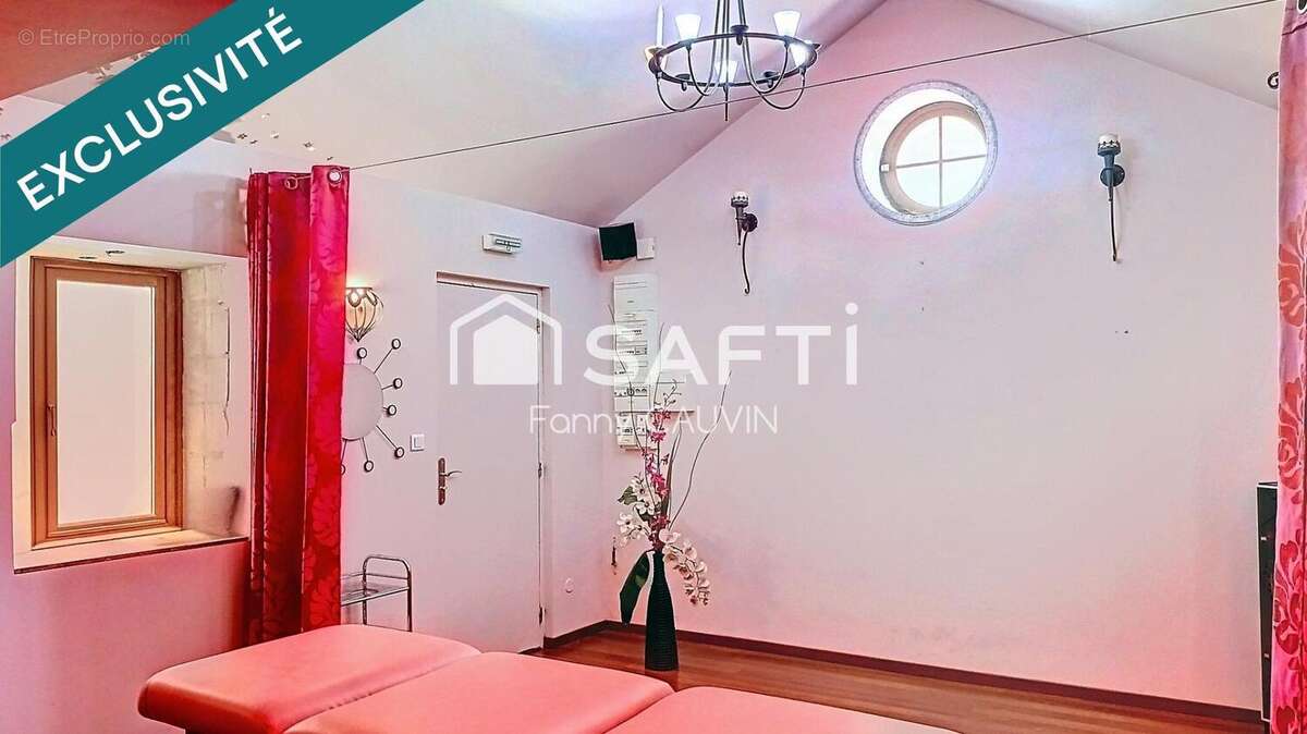 Photo 3 - Commerce à SAINT-MAXIMIN