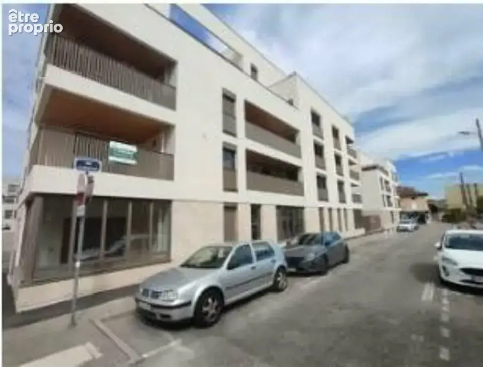 Bien immobilier à vendre à Bourgoin-Jallieu (38300) - photo 1
