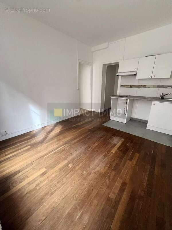 Appartement à SURESNES