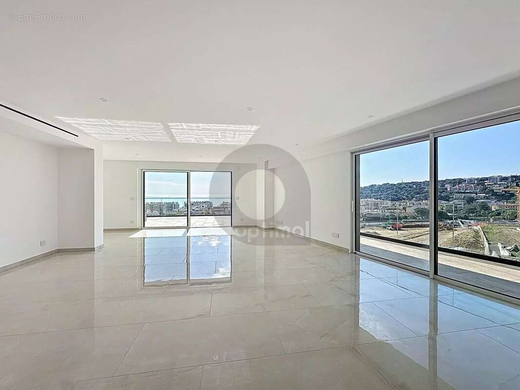 Appartement à ROQUEBRUNE-CAP-MARTIN