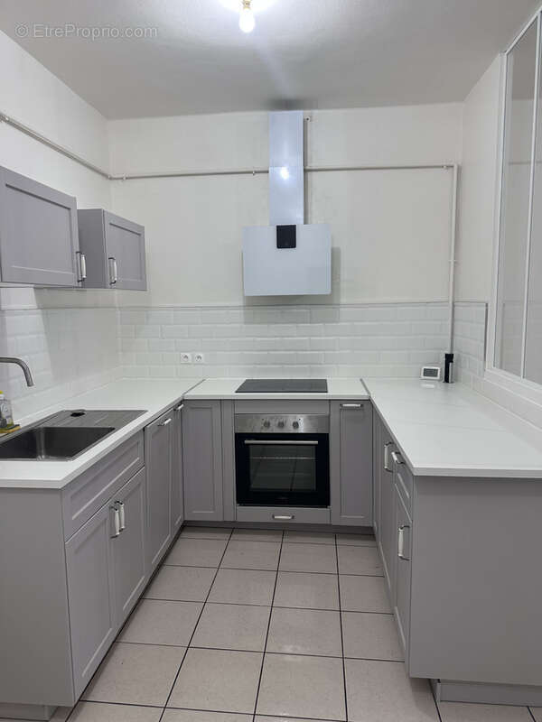 Appartement à CARBONNE