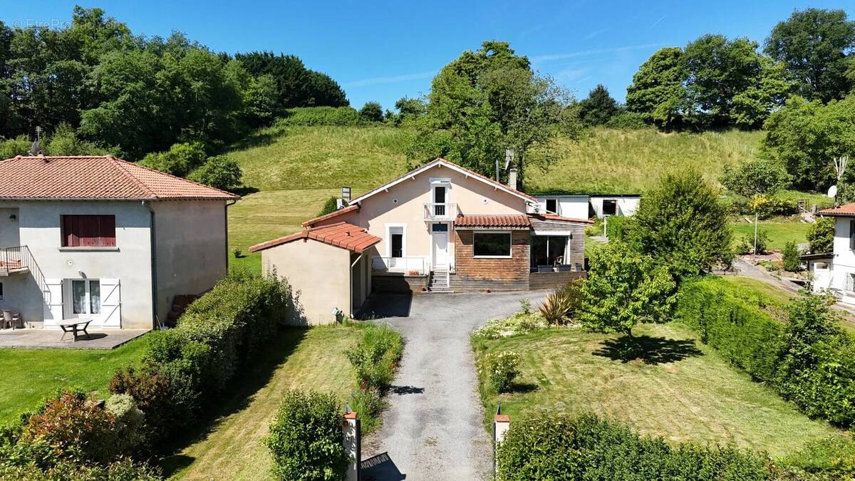 Maison à MAZERES-SUR-SALAT