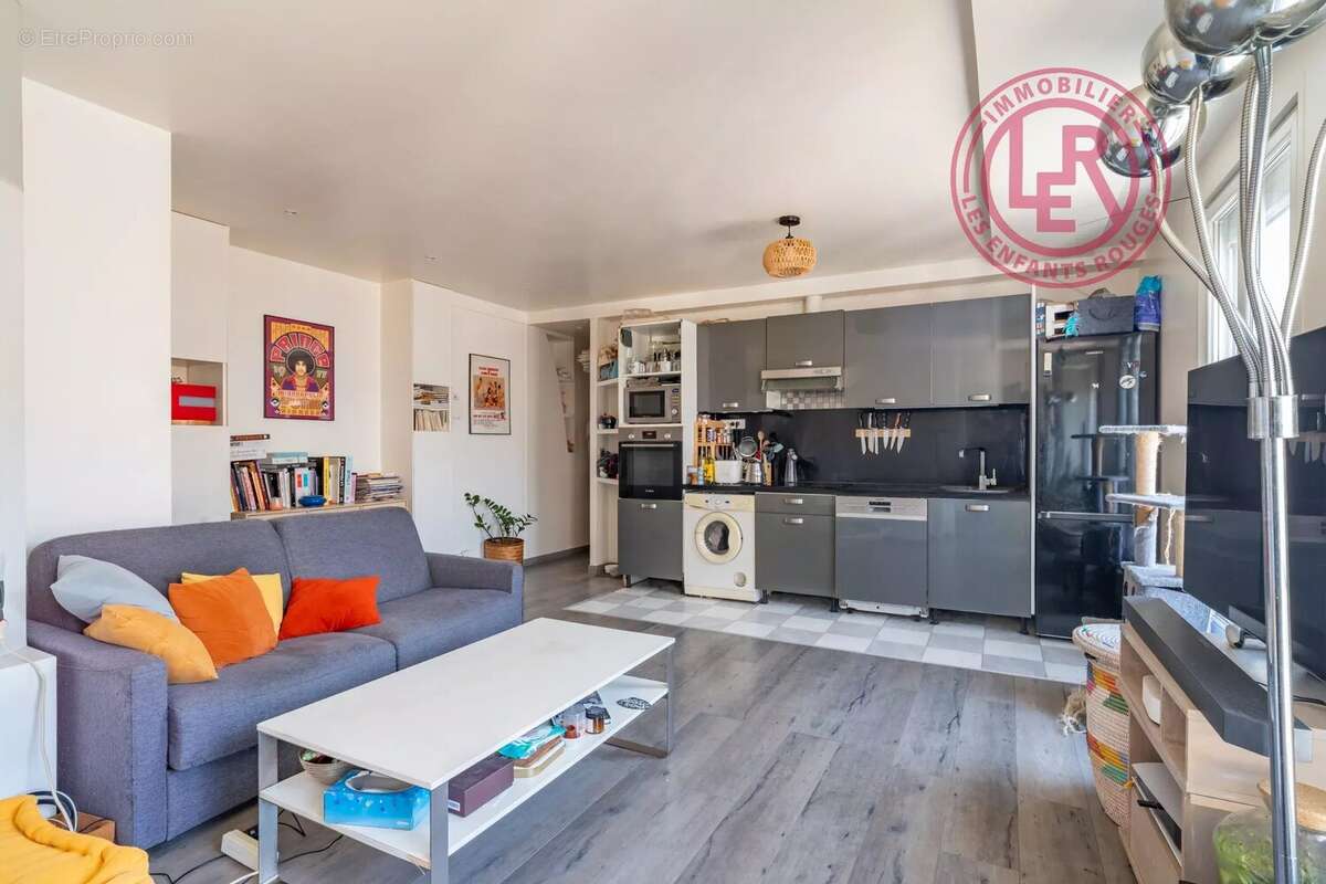 Appartement à PARIS-11E