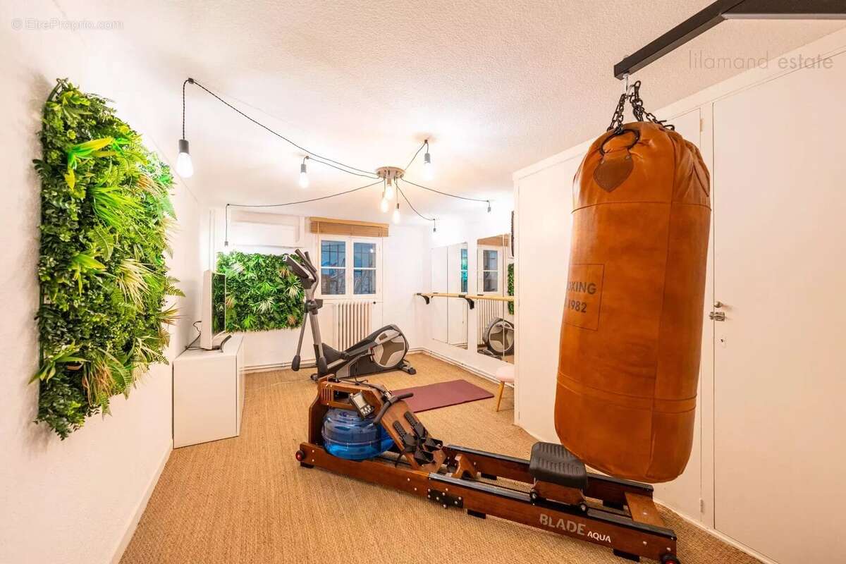 Le cannet - limite cannes - grande maison familiale renovee avec piscine - photo 13