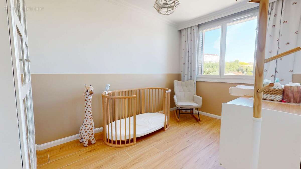Appartement à LYON-5E