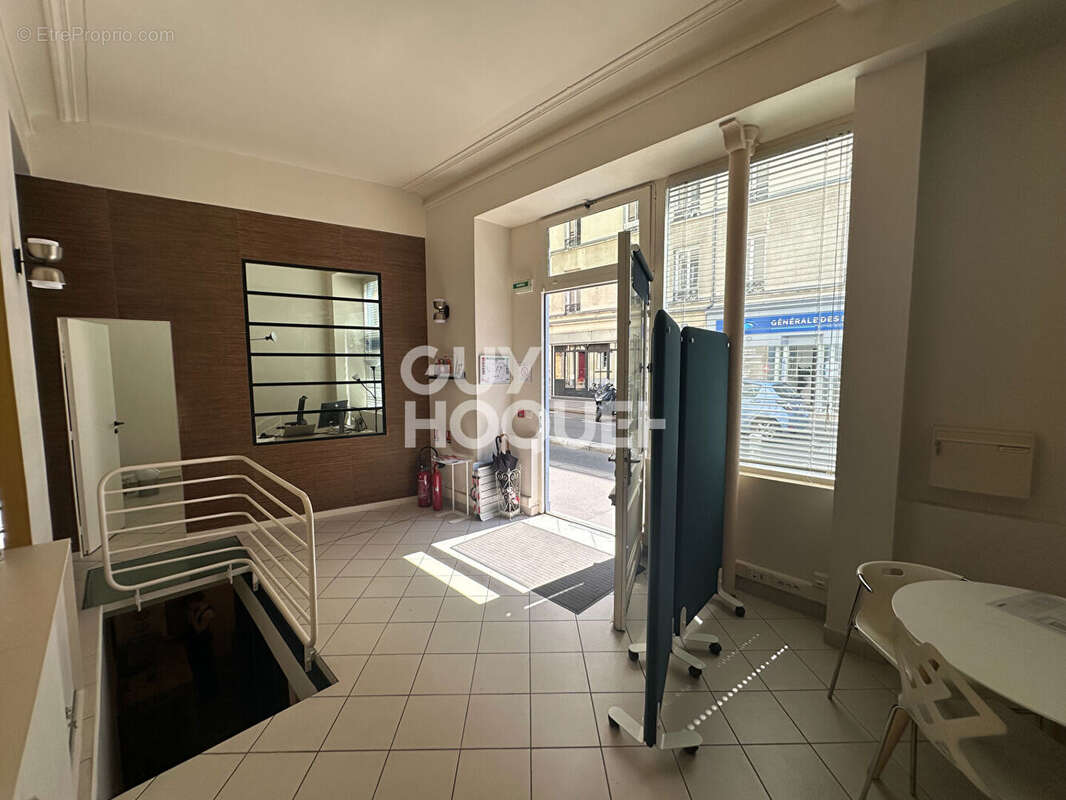 Commerce à PARIS-12E