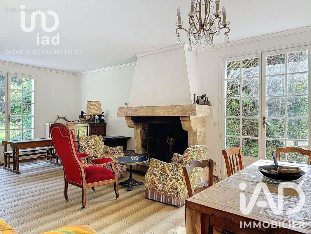 Maison 171 m² à Trigueres  - photo 7