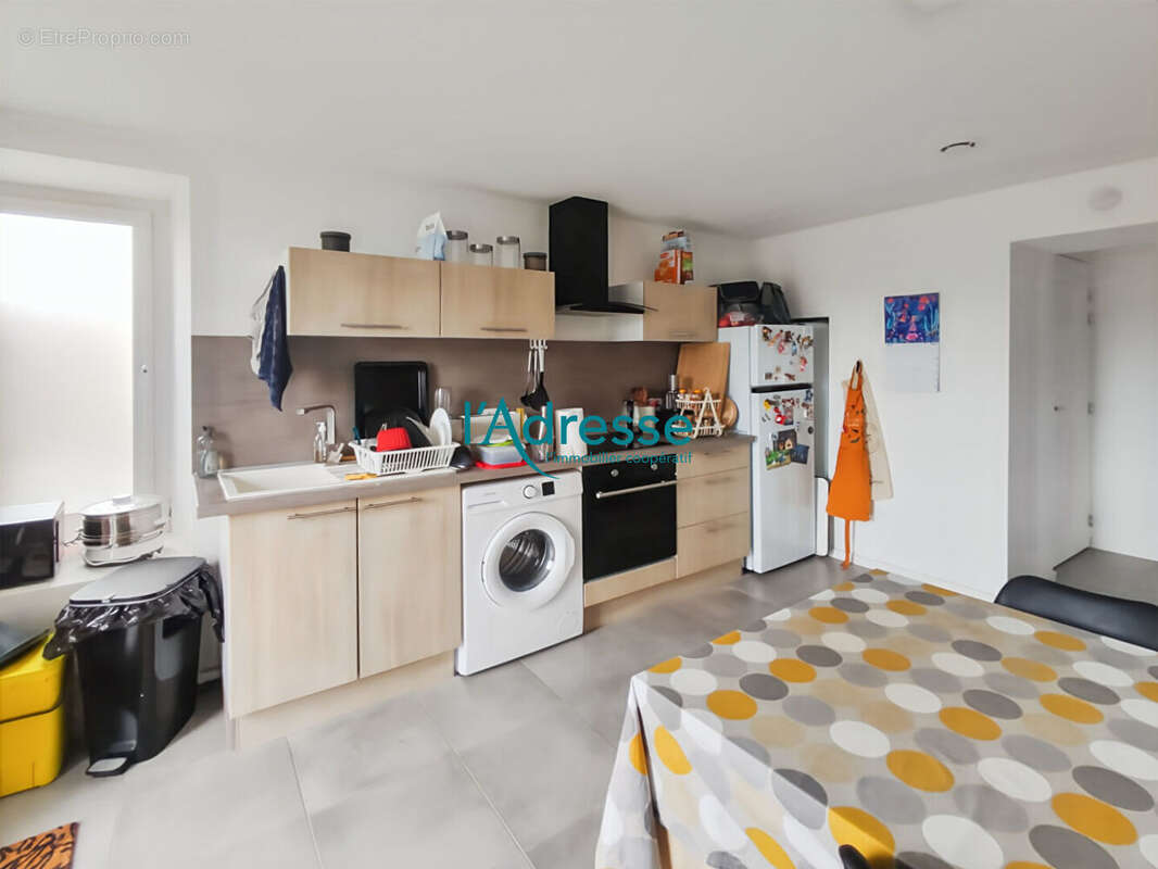 Maison à LE MESNIL-EN-VALLEE