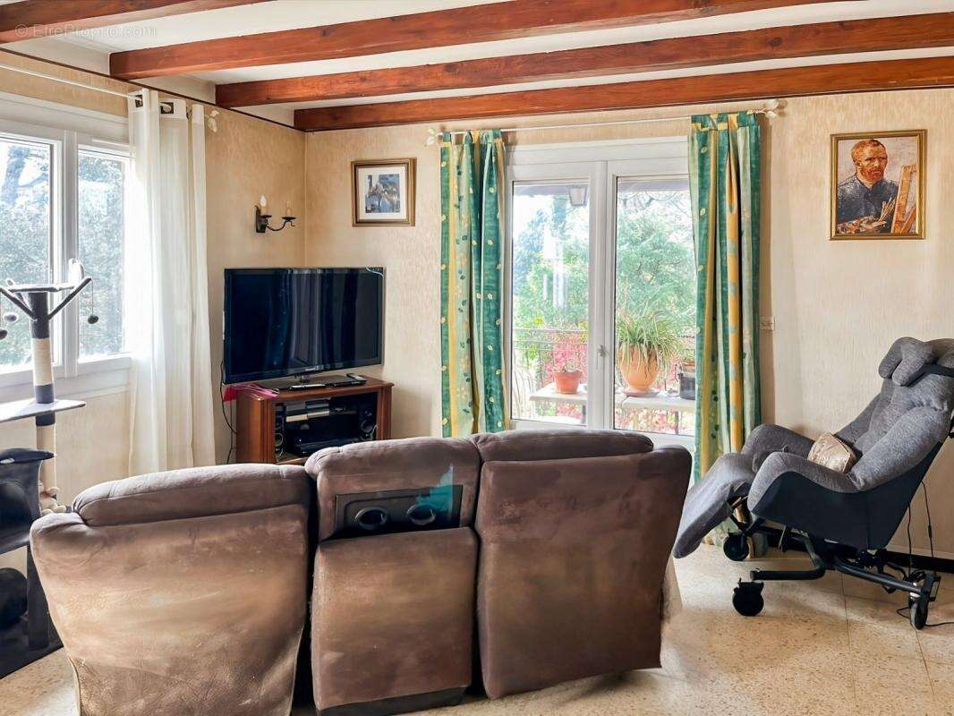 Maison à SAINT-MICHEL-D&#039;EUZET