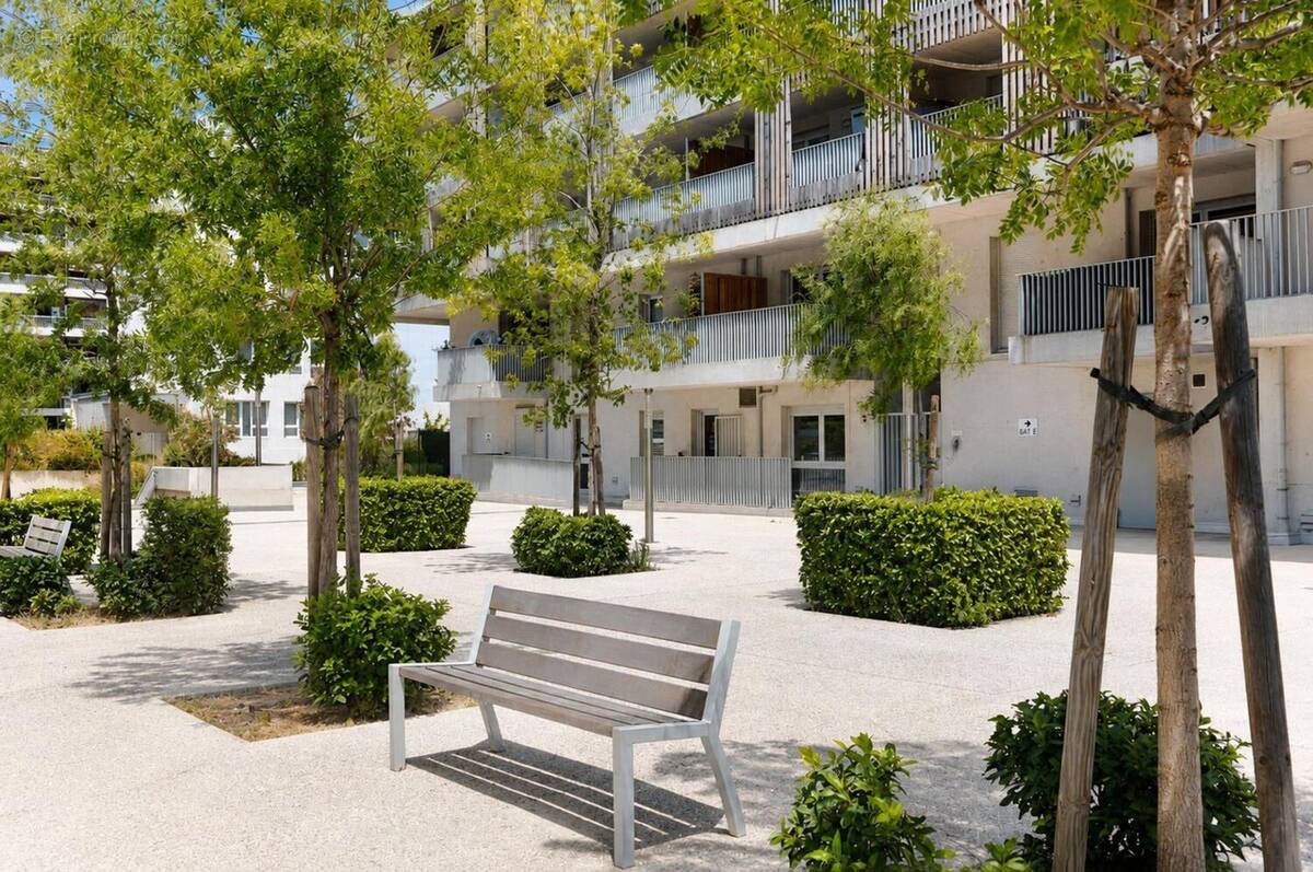 Photo 1 - Appartement à MARSEILLE-1E