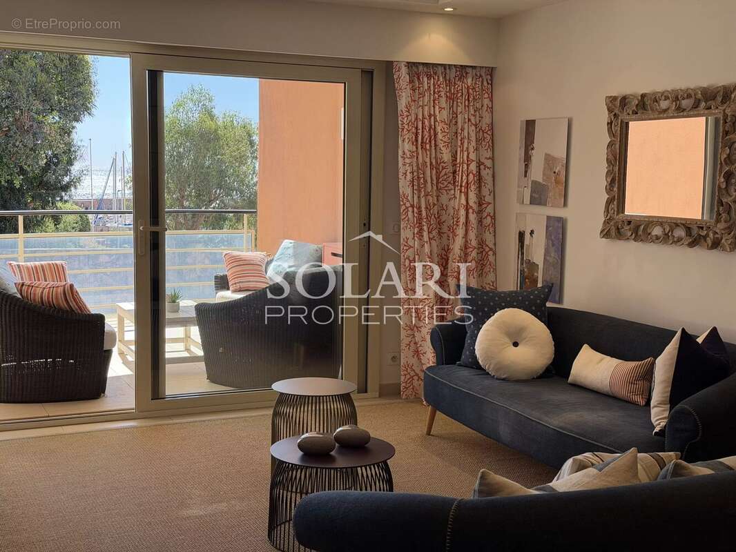 Appartement à THEOULE-SUR-MER