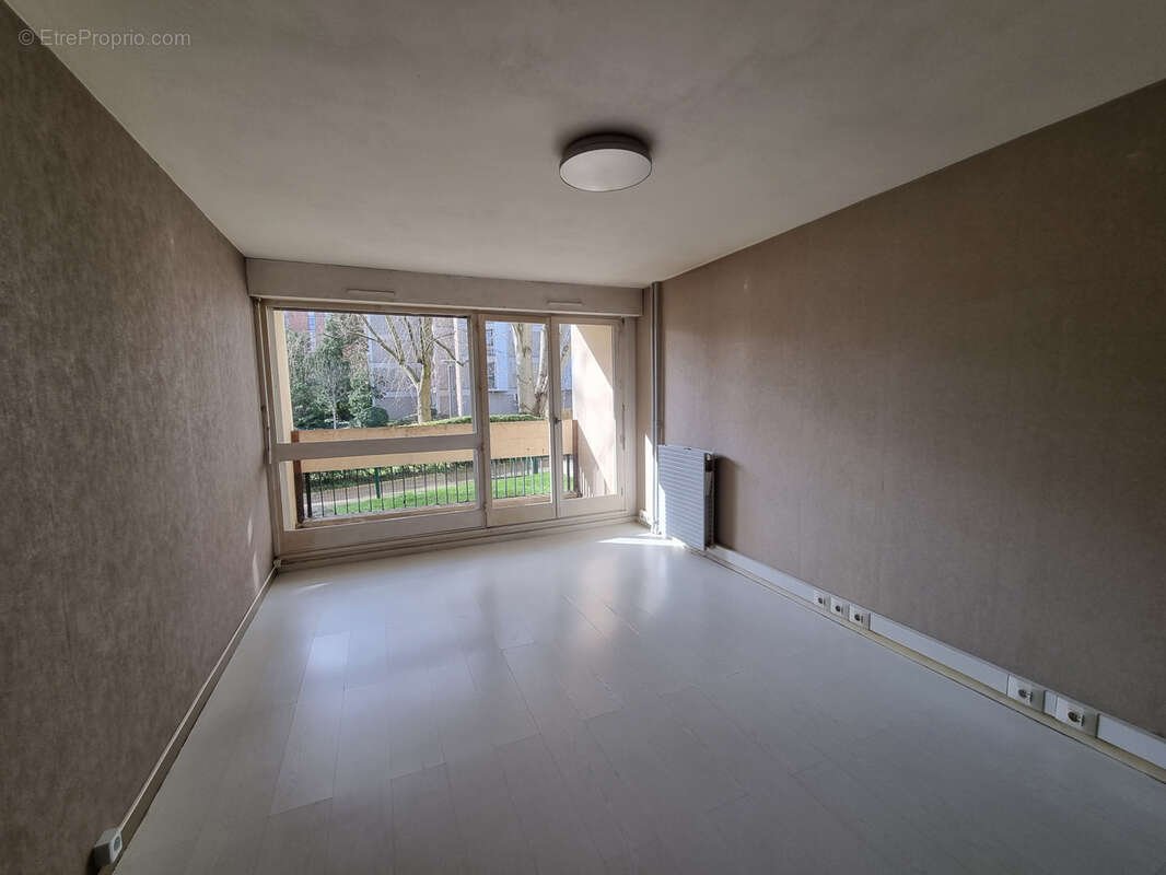 Appartement à MAISONS-ALFORT