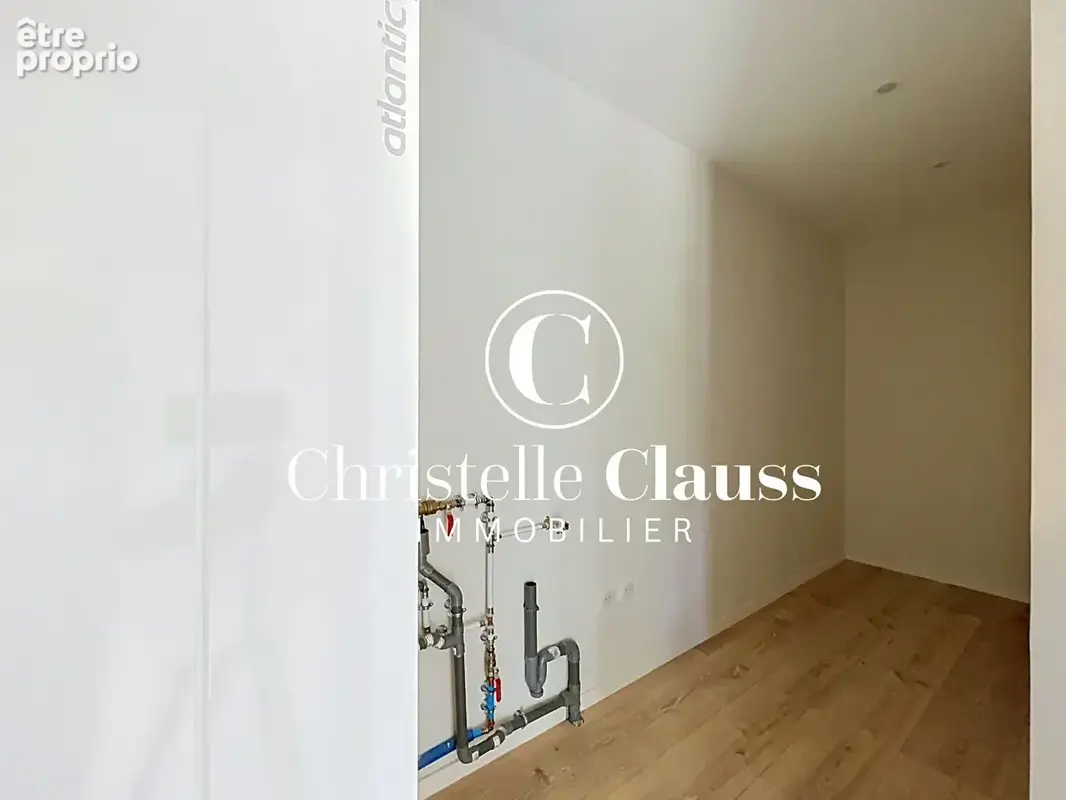 Magnifique appartement 130 m² rénové à neuf  3 chambres, suite parentale & balcons - photo 4