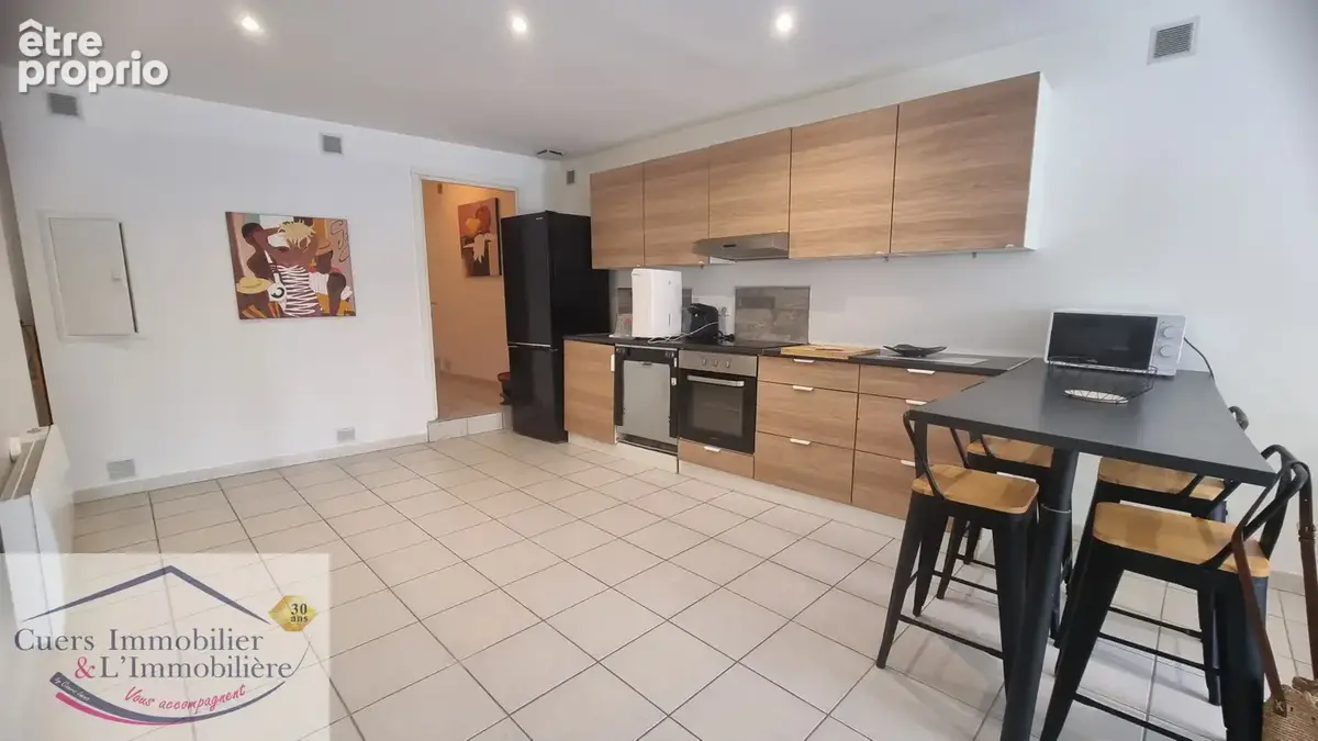 Hyeres, coeur de ville appartement t3 d'environ 67m2 - photo 4