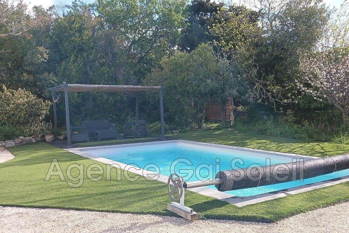 Maison à NISSAN-LEZ-ENSERUNE