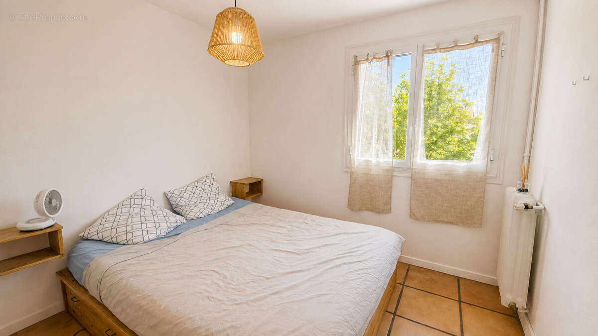 Juan les Pins F2 de 44.5 m2 + terrasse - photo 5