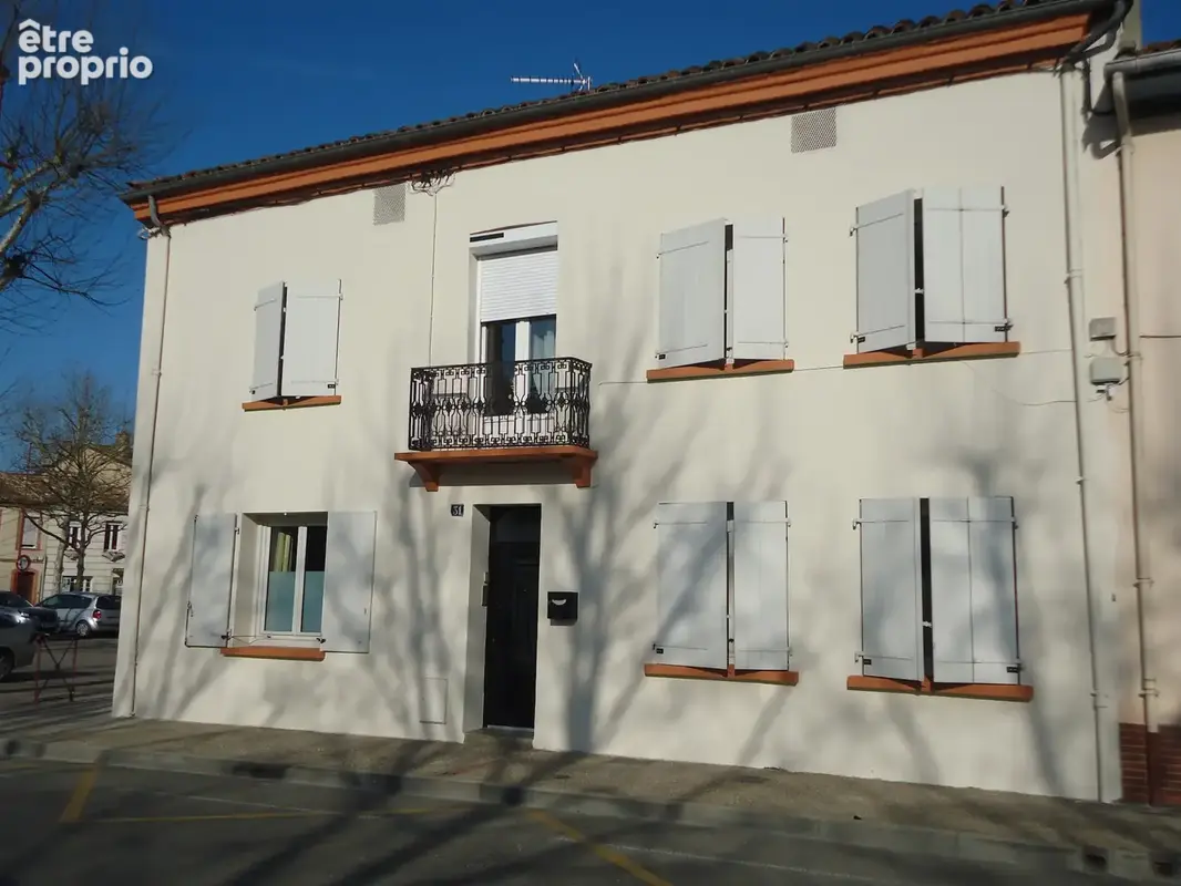  Maison de ville 8 pièces avec garage et patio Castelsarrasin - photo 3
