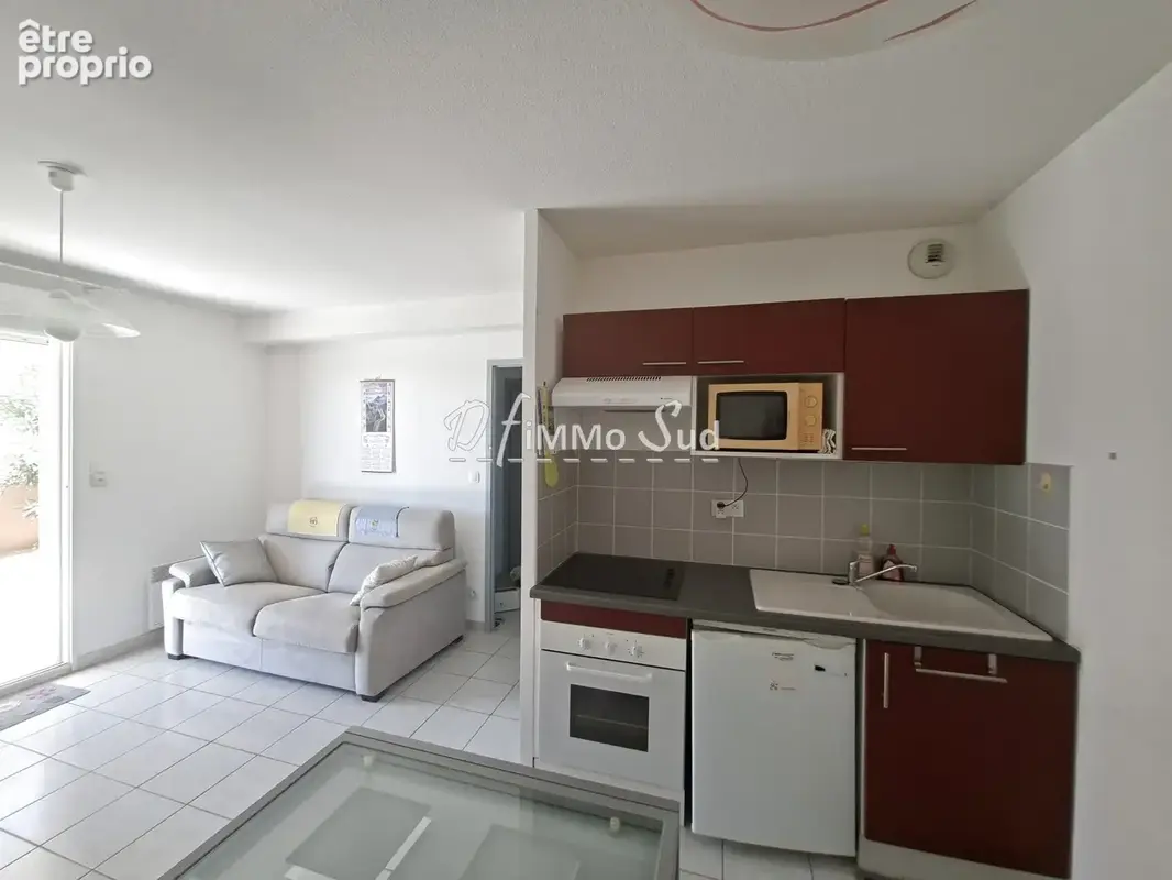 Appartement t2 en rez-de-chaussee avec vue mer -terrasse - jardin - place de parking - photo 7