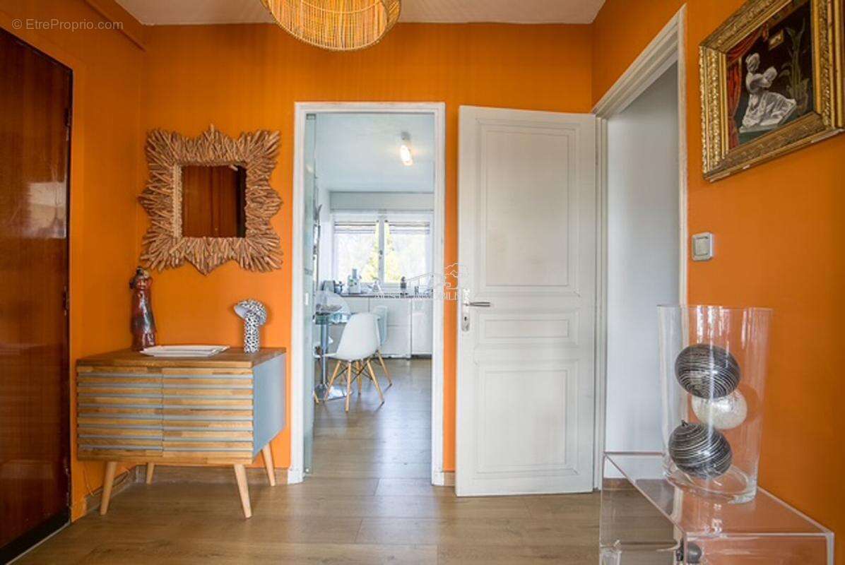 Appartement à MARSEILLE-8E