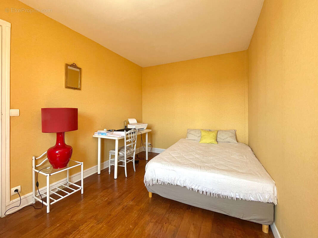 Maison à FONTENAY-LE-FLEURY