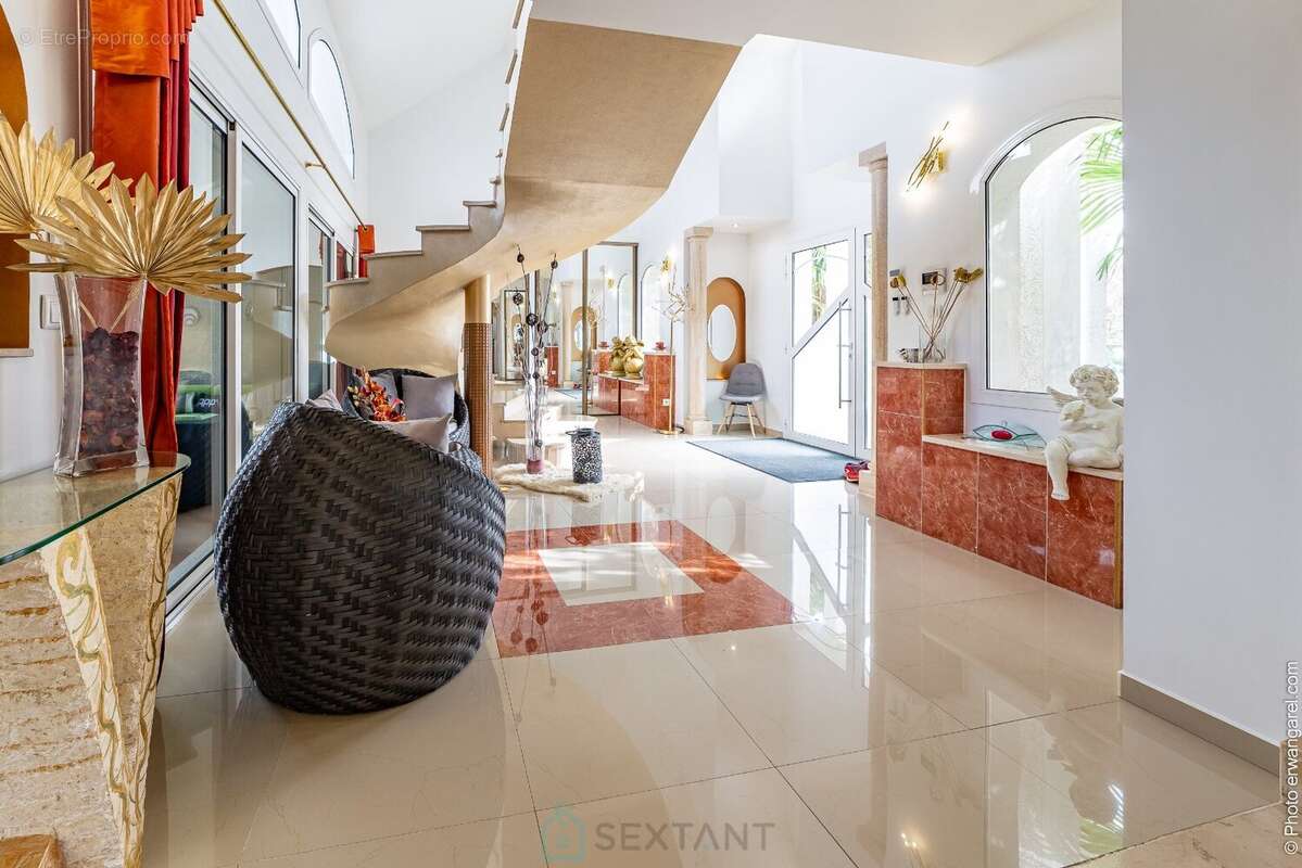 Luxueuse villa contemporaine de 700M² à 30 mn de Fontainebleau - photo 9