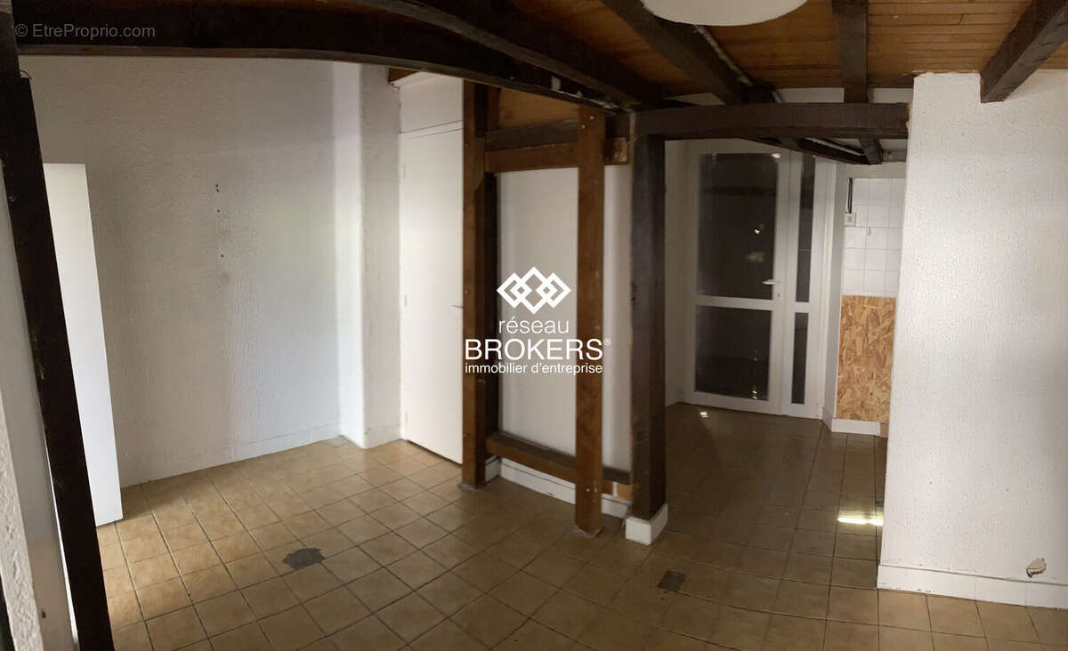 Commerce 40 m² à Grenoble  - photo 3