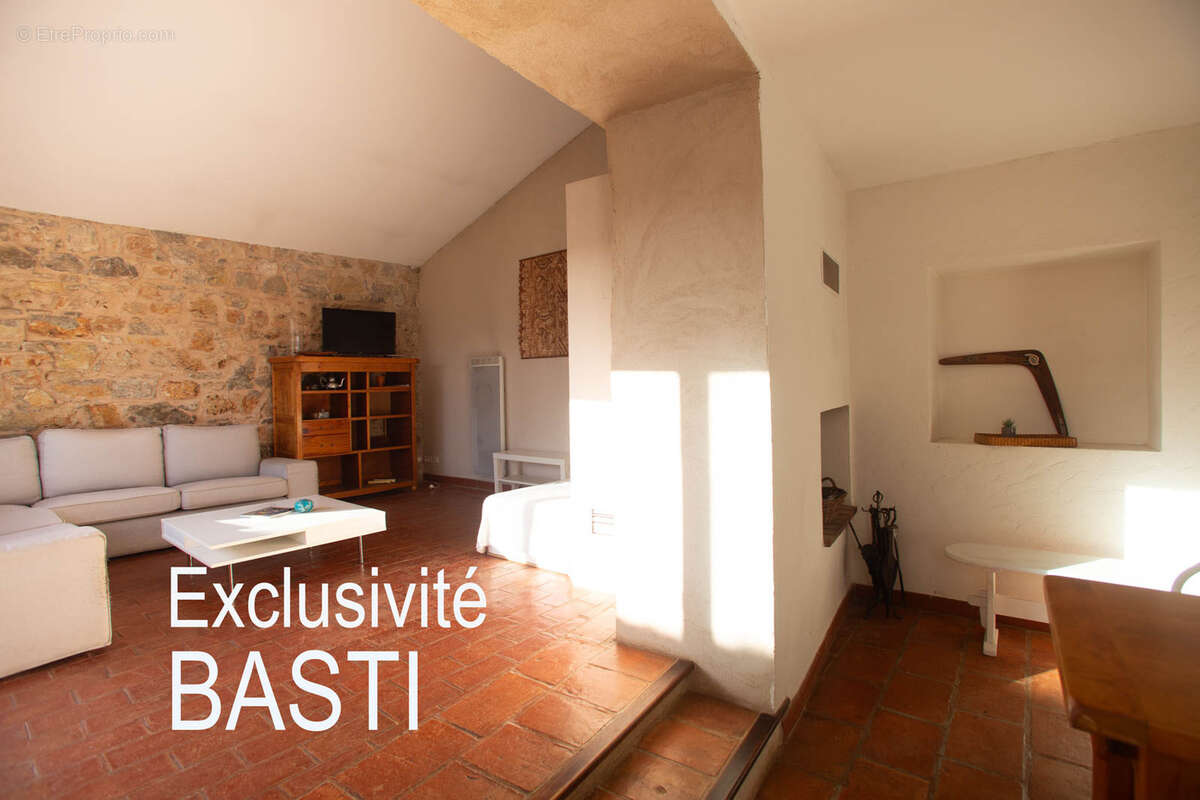 Maison à DRAGUIGNAN