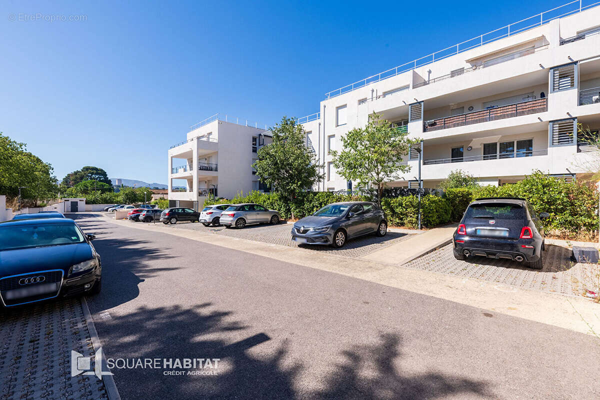 Photo 8 - Appartement à MARSEILLE-13E