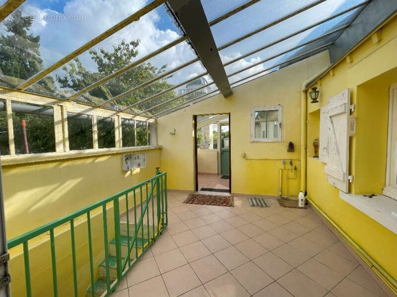 Maison à BEAUMONT-LES-AUTELS